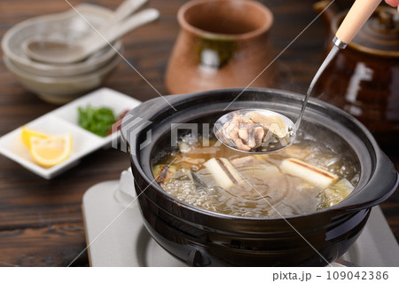 コラーゲンたっぷりの鍋料理 すっぽん鍋 コラーゲンたっぷりの鍋料理 すっぽん鍋 109042386