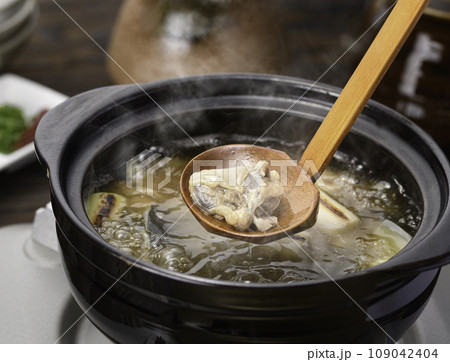 コラーゲンたっぷりの鍋料理 すっぽん鍋 109042404