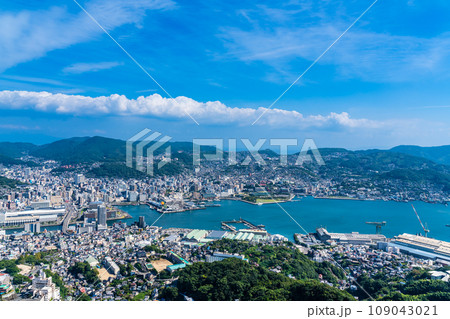 稲佐山展望台からの眺め　長崎都市風景　【長崎市】 109043021