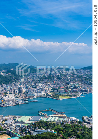 稲佐山展望台からの眺め　長崎都市風景　【長崎市】 109043029