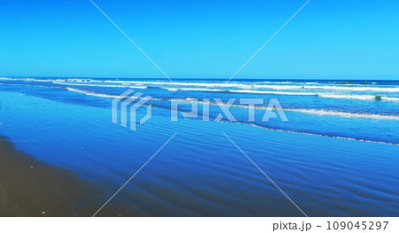 本須賀海水浴場の海の風景 109045297
