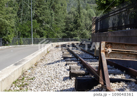 Train track of the Utrillas mining museum 109048361