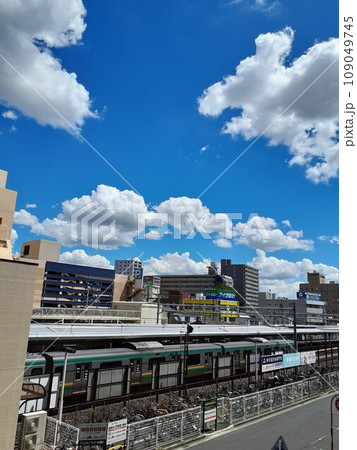 夏空　上尾駅前 109049745