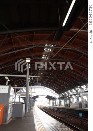 JR高知駅のホーム　くじらドーム 109049750