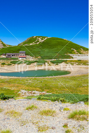 長野県の乗鞍岳の観光登山 魔王岳と鶴ケ池 長野県の乗鞍岳の観光登山 魔王岳と鶴ケ池 109055054