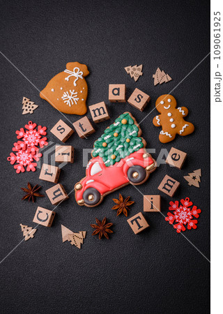 Beautiful Christmas composition with copy space with an inscription in wooden cubes 109061925