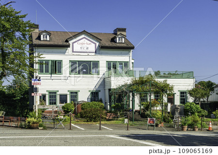 富山市街　呉羽山頂呉仁館　富山県富山市 109065169