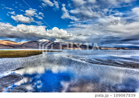 High dynamic range image (HDR) of Himalayan mountain lake in Himalayas Tso Moriri, Korzok, Changthang area, Ladakh, Jammu and Kashmir, India 109067839