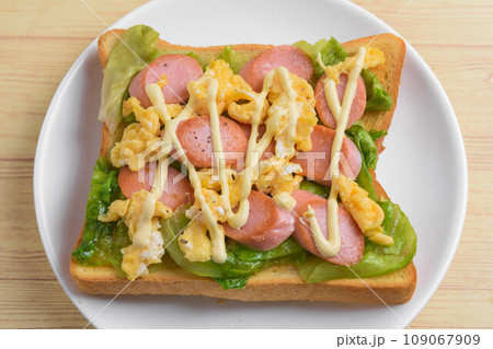 魚肉ソーセージと玉子のトースト 魚肉ソーセージと玉子のトースト 109067909