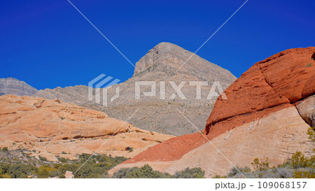 The beautiful landscape of the Red Rock Canyon in Nevada 109068157
