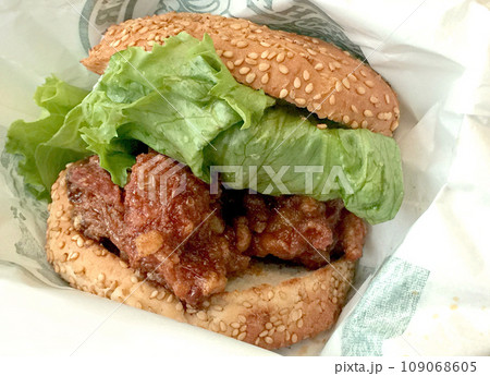 チャイニーズチキンバーガー 全国ご当地バーガー日本一 チャイニーズチキンバーガー 全国ご当地バーガー日本一 109068605