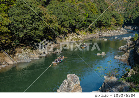 京都の景勝地保津峡 川下り 京都の景勝地保津峡 川下り 109076584