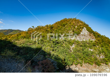 京都の景勝地保津峡 京都の景勝地保津峡 109076596