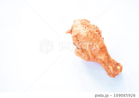 crispy fried chicken drum wing arranging on write background 109085926