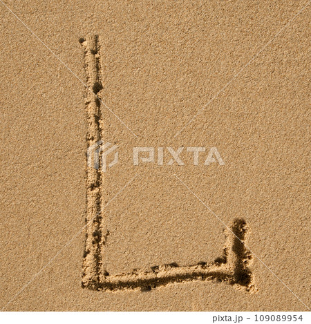 English sandy alphabet 109089954