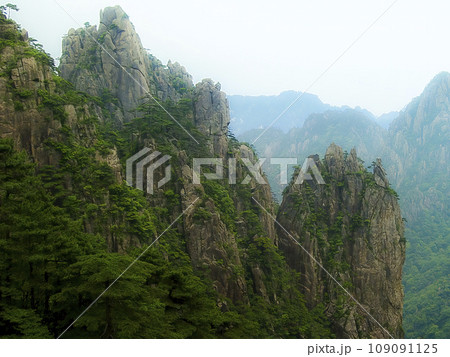 中国黄山・北海景区の景観 / Huangshan, China 中国黄山・北海景区の景観 / Huangshan, China 109091125