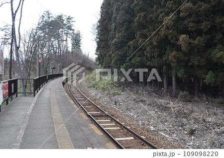 会津鉄道　塔のへつり駅 109098220