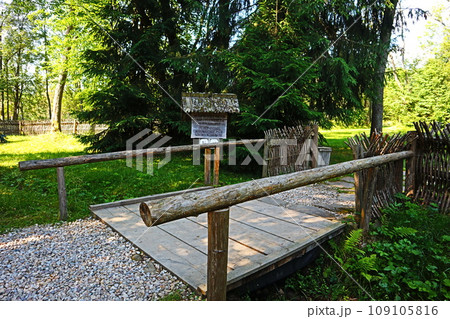 ポーランド・ザコパネ、スカンセン屋外博物館の橋 ポーランド・ザコパネ、スカンセン屋外博物館の橋 109105816