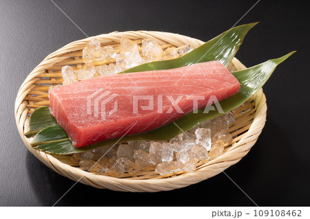 三陸塩釜ひがしもの ブランドまぐろ (めばちまぐろ 中トロ) 日本太平洋沖合北部産 三陸塩釜ひがしもの ブランドまぐろ (めばちまぐろ 中トロ) 日本太平洋沖合北部産 109108462