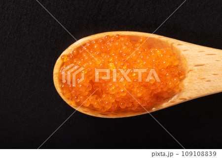 大粒とびっこ醤油漬け　　トビウオの卵　(ペルー産) 109108839