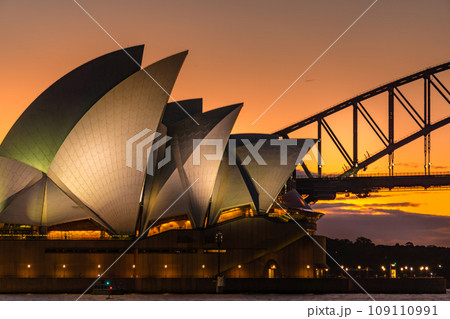オペラハウスとハーバーブリッジ 109110991