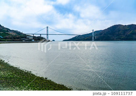 安芸灘とびしま街道 豊島から見た豊島大橋3 広島県呉市 安芸灘とびしま街道 豊島から見た豊島大橋3 広島県呉市 109111737