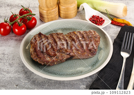 Rib eye steak grilled beef 109112823