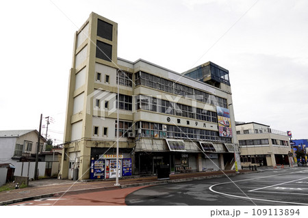 久慈駅前の建物 109113894