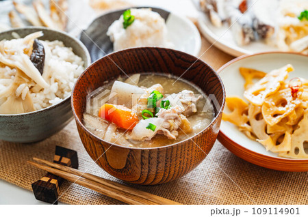 和食の豚汁 109114901