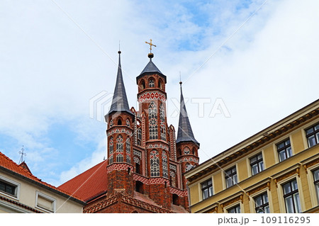 トルン、聖母マリア教会 トルン、聖母マリア教会 109116295