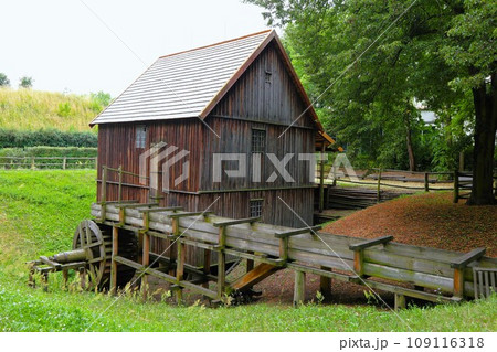 トルン、民俗博物館スカンセンの水車小屋 109116318