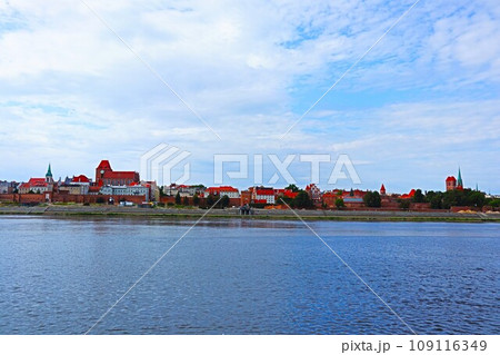 トルンとビスワ川 109116349