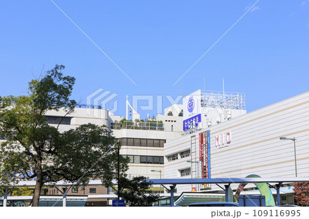 和歌山県和歌山市　JR和歌山駅の風景 109116995