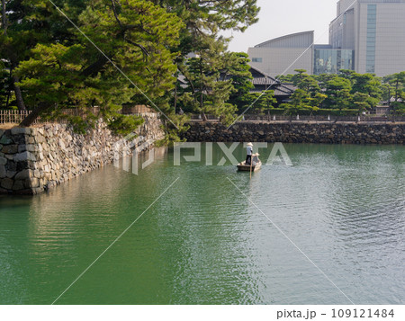 高松市立玉藻公園　史跡高松城跡内堀遊覧船 109121484