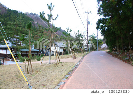 熊川宿　宿場町　若狭鯖街道熊川宿　鯖街道　若狭　福井県若狭町熊川　福井県三方上中郡　旧鯖街道　 109122839