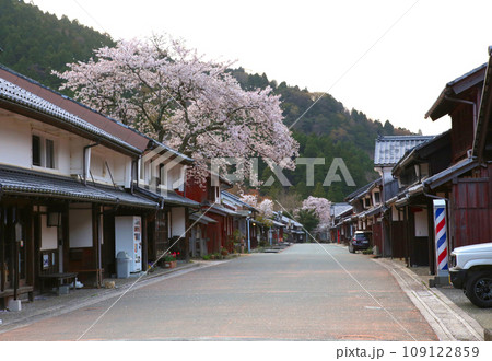 熊川宿　宿場町　若狭鯖街道熊川宿　鯖街道　若狭　福井県若狭町熊川　福井県三方上中郡　旧鯖街道　 109122859