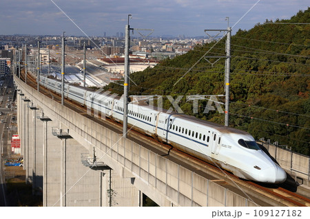 勾配を駆け上がる九州新幹線・N700系「みずほ・さくら」1 109127182