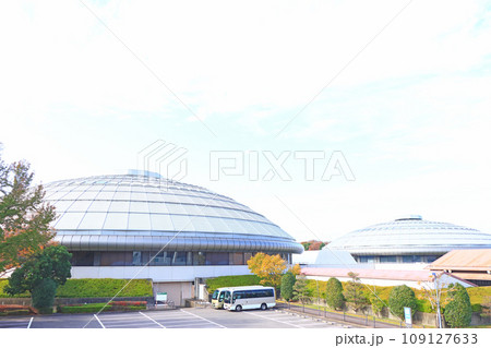 岐阜県岐阜市、岐阜メモリアルセンター体育館の風景 109127633