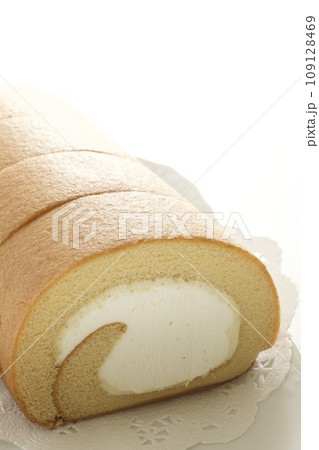 ロールケーキ ロールケーキ 109128469