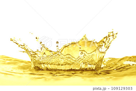 Splash of natural cooking oil on white background 109129303