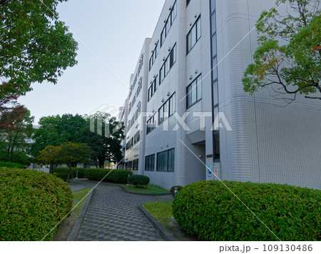 国立新居浜工業高等専門学校キャンパス 国立新居浜工業高等専門学校キャンパス 109130486