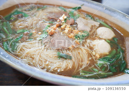 noodles, Chinese noodles or beef noodles noodles, Chinese noodles or beef noodles 109136550