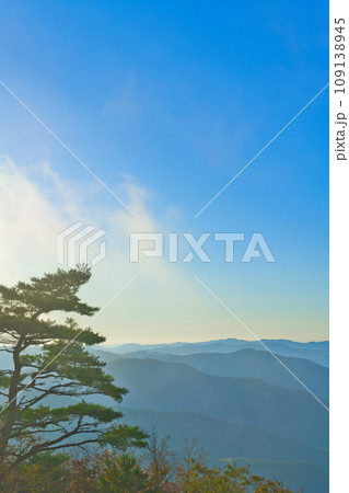 【和歌山県】10月・護摩壇山からの眺め 【和歌山県】10月・護摩壇山からの眺め 109138945