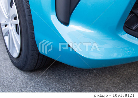 車のキズ補修作業（補修方法）　修理する前の様子 109139121