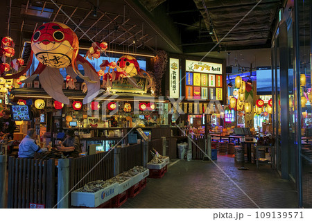 新宿 東急歌舞伎町タワー 2F飲食店街 新宿 東急歌舞伎町タワー 2F飲食店街 109139571