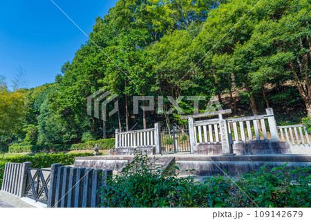 奈良県桜井市　第三十四代舒明天皇　押坂内陵 109142679