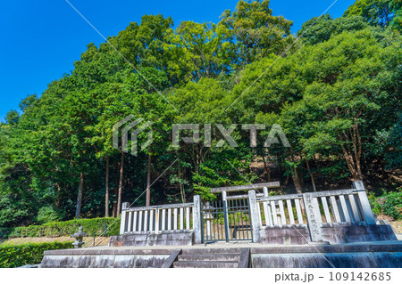奈良県桜井市　第三十四代舒明天皇　押坂内陵 109142685