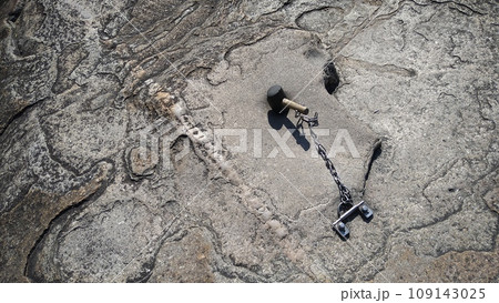 ポンポン岩の叩くところ(千光寺鼓岩) ポンポン岩の叩くところ(千光寺鼓岩) 109143025