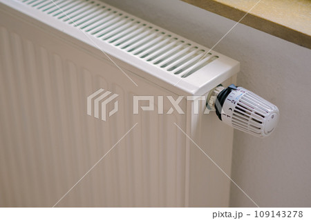 ヨーロッパの暖房器具、セントラルヒーティング ヨーロッパの暖房器具、セントラルヒーティング 109143278