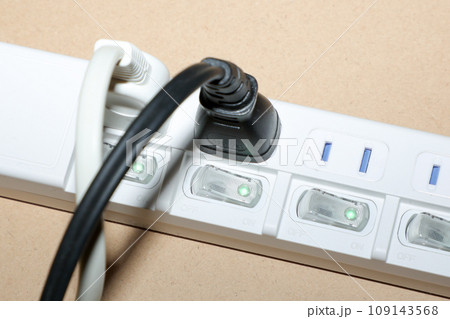 コンセント、ACタップ、タップ、AC、電気、接続、電化製品、プラグ、省エネ、家電、家電製品、パワー 109143568